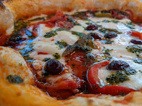 Pizza du Restaurant italien Italia Caffè à Boulogne-Billancourt - n°3