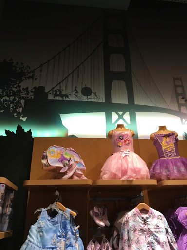 Tobacco Shop «Ali Baba Smoke Shop», reviews and photos, 245 Columbus Ave, San Francisco, CA 94133, USA