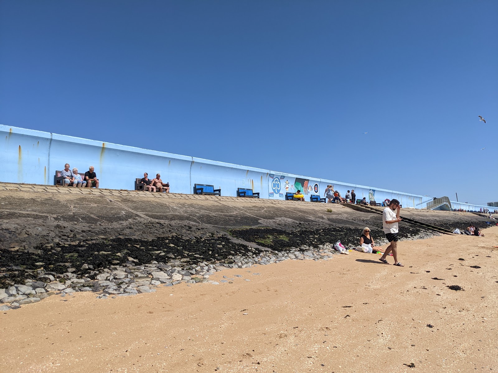 Foto af Thorney Bay Beach - populært sted blandt afslapningskendere