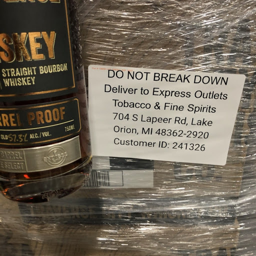 Party Store «Express Tobacco Vapor & Liqour Outlet», reviews and photos, 704 S Lapeer Rd, Lake Orion, MI 48362, USA