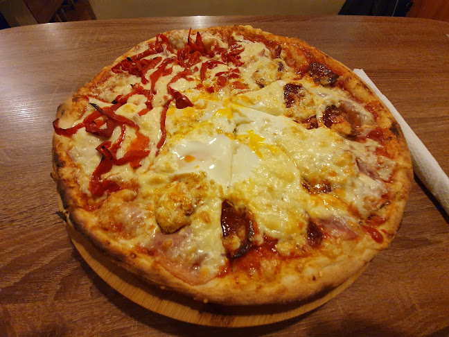 Lucky Pizzéria - prémium pizza Szegeden - Pizza