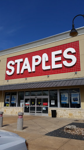 Office Supply Store «Staples», reviews and photos, 4301 W William Cannon Dr #500, Austin, TX 78749, USA