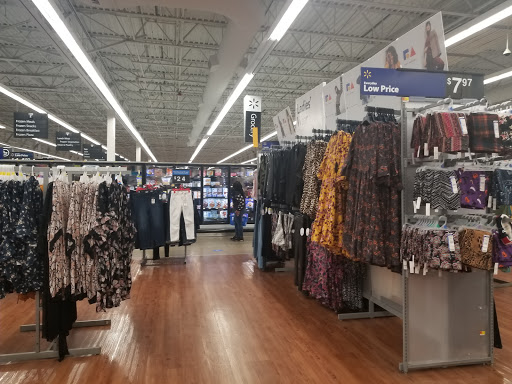 Discount Store «Walmart», reviews and photos, 301 Falls Blvd, Quincy, MA 02169, USA