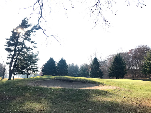 Golf Course «Maple Moor Golf Course», reviews and photos, 1128 North St, White Plains, NY 10605, USA