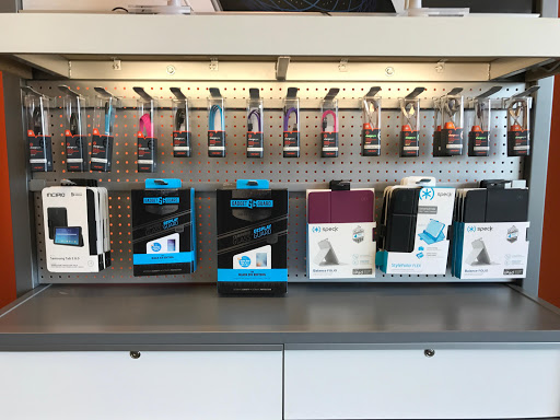 Cell Phone Store «AT&T Authorized Retailer», reviews and photos, 8022 Old Carriage Ct, Shakopee, MN 55379, USA