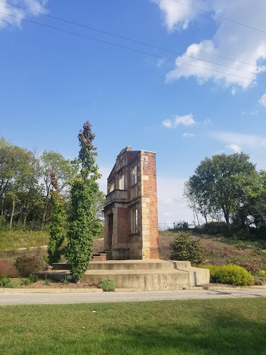 Tourist Attraction «Heigold House Facade», reviews and photos, 332-402 Frankfort Ave, Louisville, KY 40206, USA
