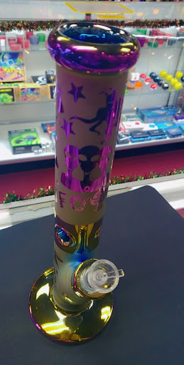 Vaporizer Store «High Life Smoke Shop», reviews and photos, 222 W Broad St, Statesville, NC 28677, USA