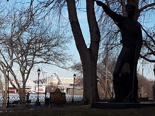 Park «George Rogers Clark Park», reviews and photos, 219 Riverside Dr, Covington, KY 41011, USA