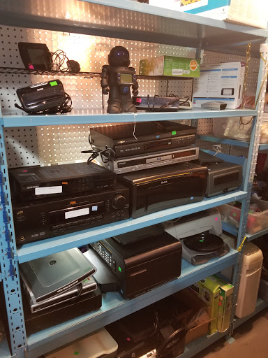 Thrift Store «Pawsibilities Thrift Shop», reviews and photos, 2144 Carolina Pl Dr, Fort Mill, SC 29708, USA