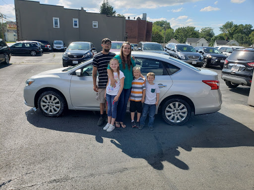 Used Car Dealer «Magic City Motorcars», reviews and photos, 993 W Wooster Rd, Barberton, OH 44203, USA