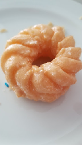 Donut Shop «Puffy Cream Donuts Plus», reviews and photos, 3390 Coachman Rd, Eagan, MN 55121, USA