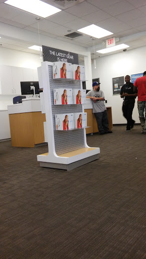 Cable Company «Cox Solutions Store», reviews and photos, 750 N Rancho Dr, Las Vegas, NV 89106, USA
