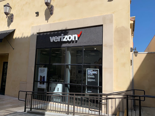 Cell Phone Store «GoWireless Verizon Authorized Retailer», reviews and photos, 190 W Hillcrest Dr #63, Thousand Oaks, CA 91360, USA