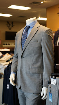 Men's Wearhouse - Photo 8 - Car repair in Waterloo, IA, Waterloo