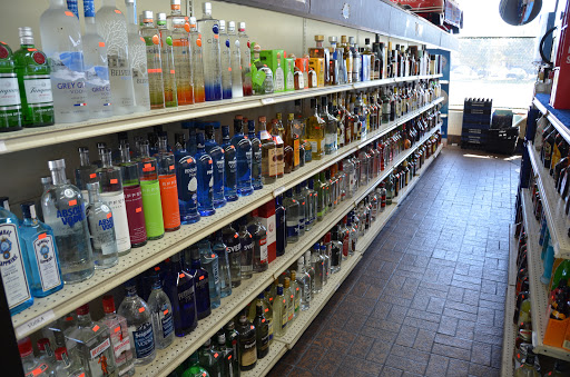 Liquor Store «Stars Spirits & Beverages», reviews and photos, 601 6th Ave NE, Decatur, AL 35601, USA