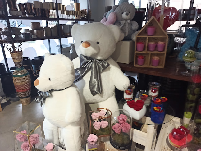 Δημ. Γούναρη 125, Γλυφάδα 165 61