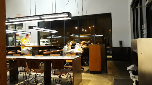 Mexican Restaurant «Chipotle Mexican Grill», reviews and photos, 10711 Fremont Pike, Perrysburg, OH 43551, USA