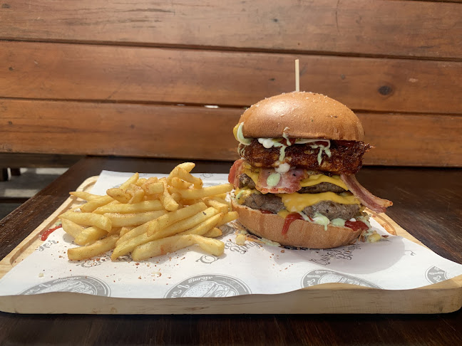 quiroz-burger.negocio.site