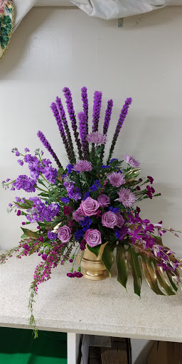 Florist «Garden Fantasy on Main», reviews and photos, 210 Main St, Belleville, MI 48111, USA