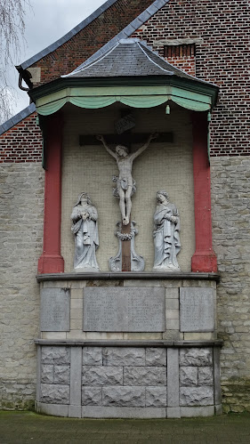 Sint-Ursmaruskerk Baasrode - Kerk