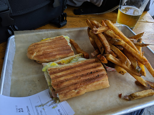 Hamburger Restaurant «Mountain Fresh Grocery Inc», reviews and photos, 521 Main St, Highlands, NC 28741, USA