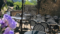 Atmosphère du Restaurant Murier sur Cèze à Montclus - n°1