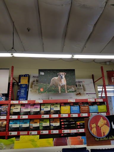 Pet Supply Store «Pet Food Express», reviews and photos, 3910 Middlefield Rd, Palo Alto, CA 94303, USA