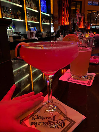 Restaurant «The Cheesecake Factory», reviews and photos, 3124 W Friendly Ave, Greensboro, NC 27408, USA