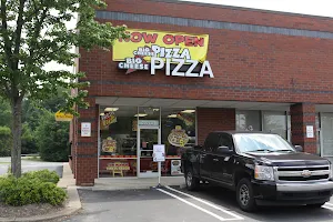 Big Cheese Pizza - Clayton Crossings image