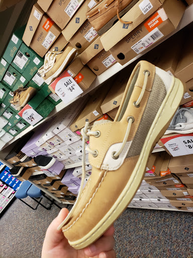 Shoe Store «Shoe Carnival», reviews and photos, 6524 Garth Rd, Baytown, TX 77521, USA