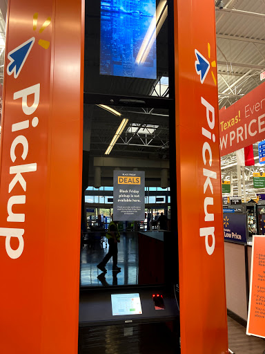 Discount Store «Walmart», reviews and photos, 305 Singing View, Spring Branch, TX 78070, USA