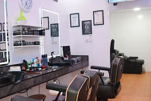 Harash Hair Studio image