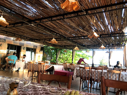مطعم صبحي . Sobhi Restaurant - WQ46+MQM, Mrouj, Lebanon