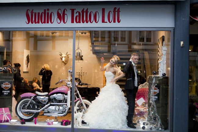 Studio 86 Tattoo & Barber Shop & Friseur - Freiburg