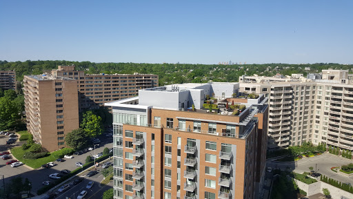 Shopping Mall «Crystal City Shops», reviews and photos, 2200 Crystal Dr, Arlington, VA 22202, USA