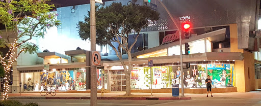 Aahs! The Ultimate Gift Store, 1090 Westwood Blvd, Los Angeles, CA 90024, USA, 