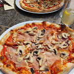 Photo n°2 de l'avis de Romeo. fait le 24/04/2022 à 17:48 sur le restaurants Pizzeria Nuova Era à Antwerp