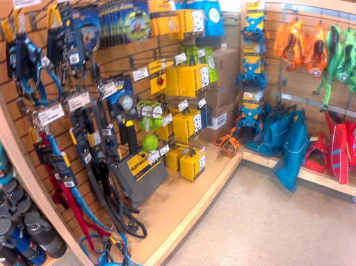 Camping Store «REI», reviews and photos, 412 S 27th St, Pittsburgh, PA 15203, USA