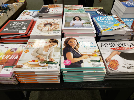 Book Store «Barnes & Noble», reviews and photos, 2900 Peachtree Rd NW #310, Atlanta, GA 30305, USA