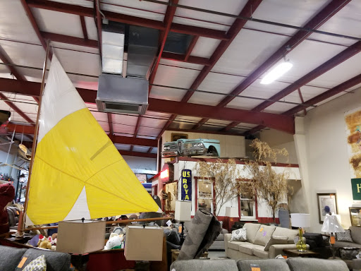 Furniture Store «Hometown Furniture Center», reviews and photos, 2665 S Santiam Hwy, Lebanon, OR 97355, USA