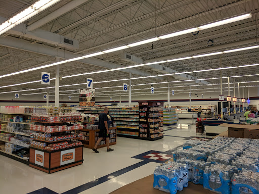 Grocery Store «Sharp Shopper Grocery Outlet», reviews and photos, 340 W Main St, Leola, PA 17540, USA