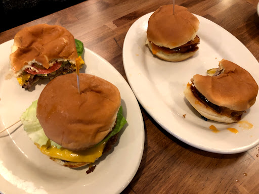 Bar & Grill «Howl at the Moon | Splitsville Luxury Lanes», reviews and photos, 220 Patriot Pl, Foxborough, MA 02035, USA