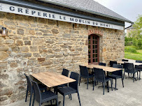 Atmosphère du Restaurant Crêperie Le moulin du Mont à Mont-Dol - n°8