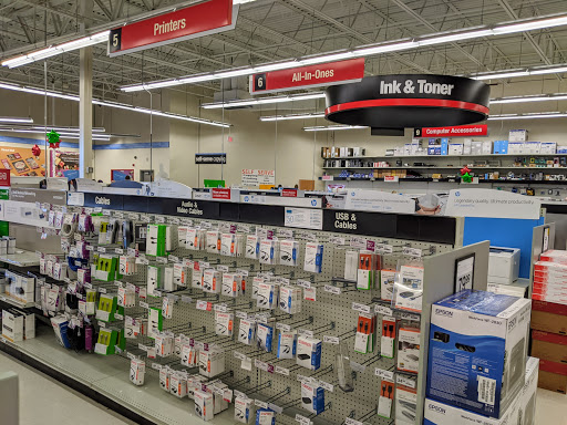 Office Supply Store «Staples», reviews and photos, 840 Jackson Ave, Grand Haven, MI 49417, USA