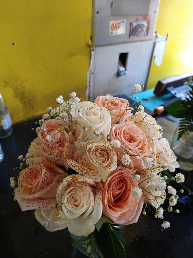 Florist «Flowers Vs Flowers», reviews and photos, 414 Main St, Paterson, NJ 07501, USA