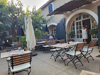 Atmosphère du Restaurant Le Bistrot de Saint Roch à Maussane-les-Alpilles - n°12