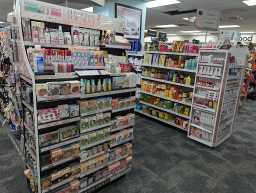 Drug Store «CVS», reviews and photos, 17 S Fort Lauderdale Beach Blvd, Fort Lauderdale, FL 33316, USA