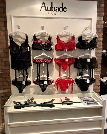 Lingerie Store «Sugar Cookies Lingerie», reviews and photos, 122 W 20th St, New York, NY 10011, USA