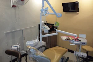 Dr. Haider & Associates Dental Surgeons image