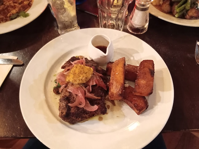 Gaslight Restaurant - Restaurant